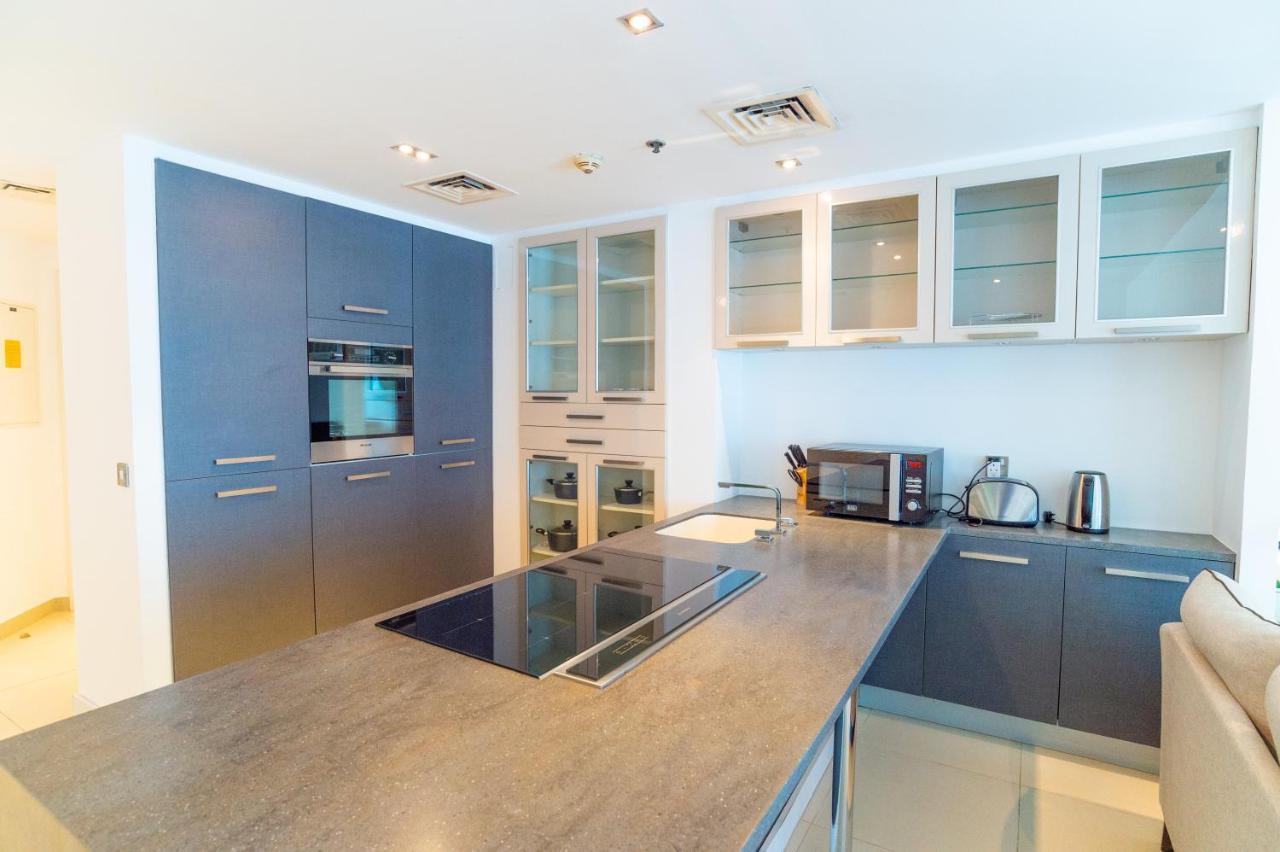 Luxury Escapes - Spacious 2br In The Heart Of Marina- Yacht Bay Apartment Dubai